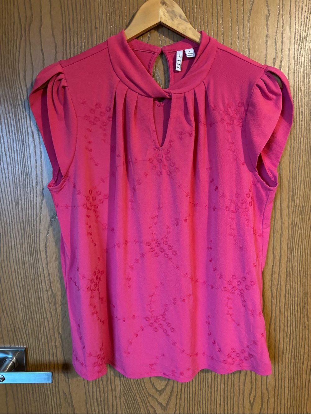 Elle Sleeveless Pink Embroidered Cap Sleeve Keyhole Tank Top